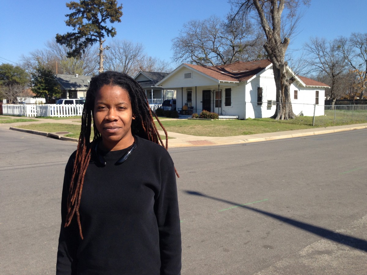 Tricia Oliver, a single mom in Jubilee Park, estimates she'd need to earn $2,000 a month to feel comfortable paying her expenses. She brings home $1,100 a month. Photo/Courtney Collins